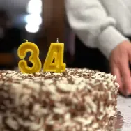 Свещ за торта 34 пчелен